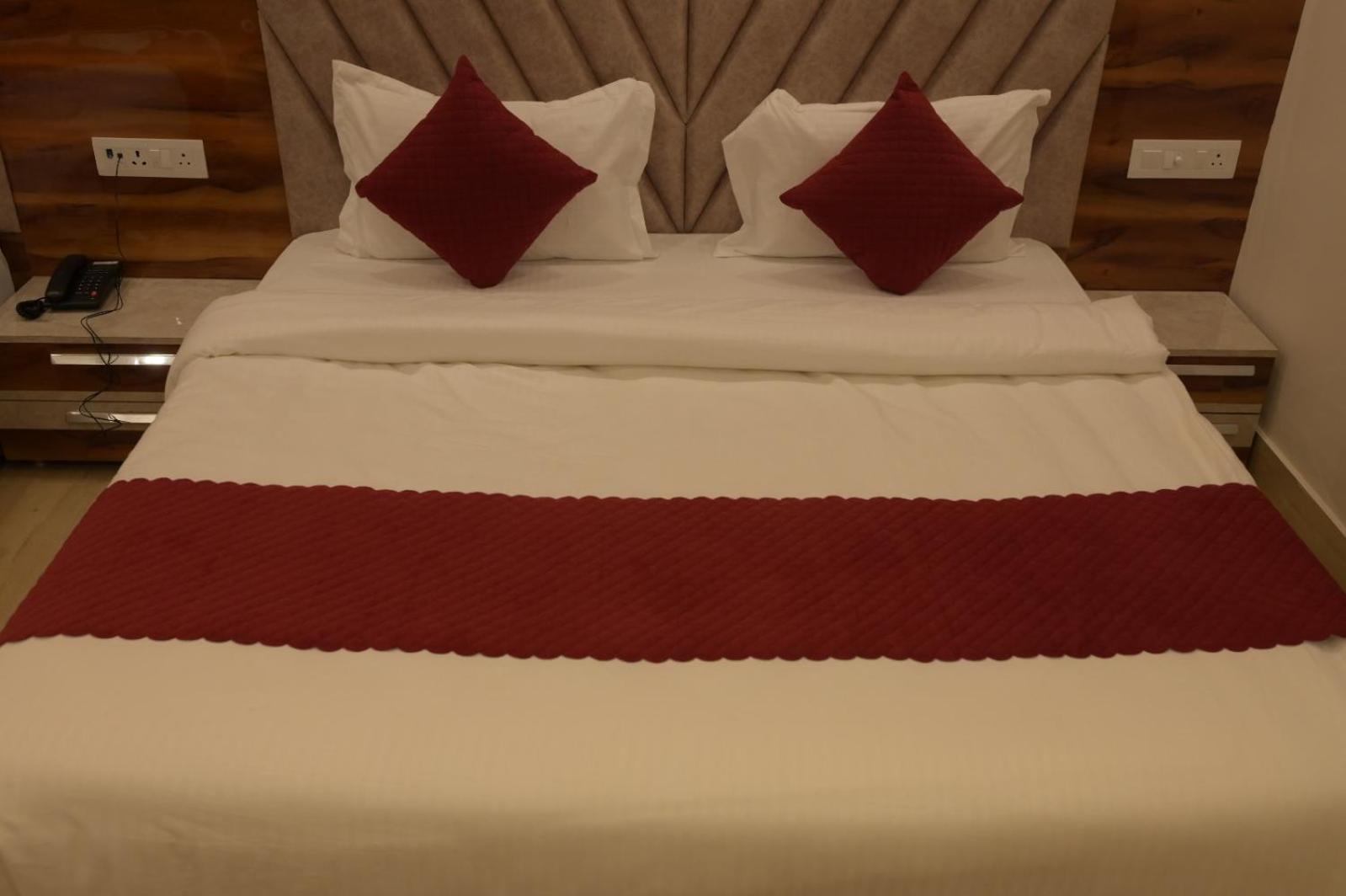 Hotel Udit Inn Rudraprayāg Zewnętrze zdjęcie