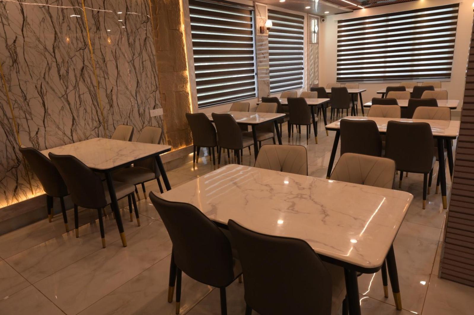 Hotel Udit Inn Rudraprayāg Zewnętrze zdjęcie