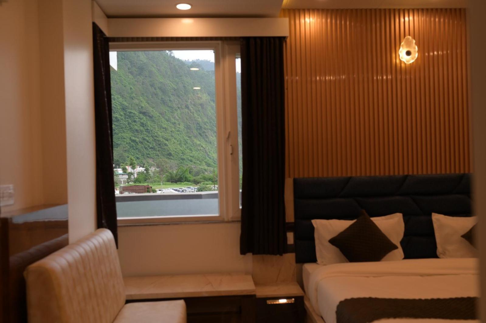Hotel Udit Inn Rudraprayāg Zewnętrze zdjęcie